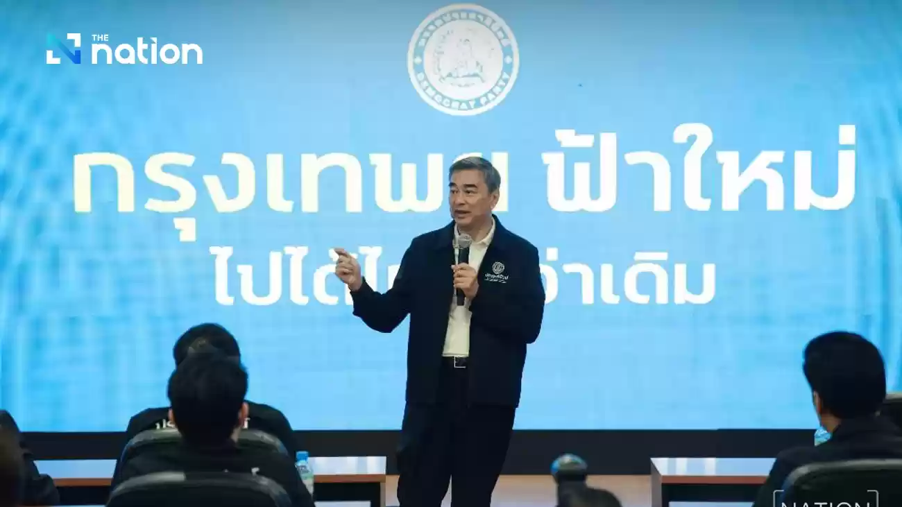 アピシット首相、民主党が選挙に勝利すればタイ国民を貧困から救うと誓う