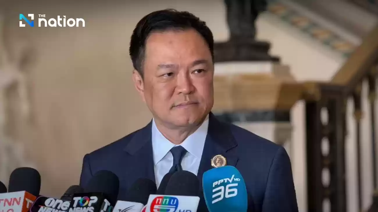 インドが撤去を非難した後、首相は像の問題は兵士の命とは比較にならないと発言